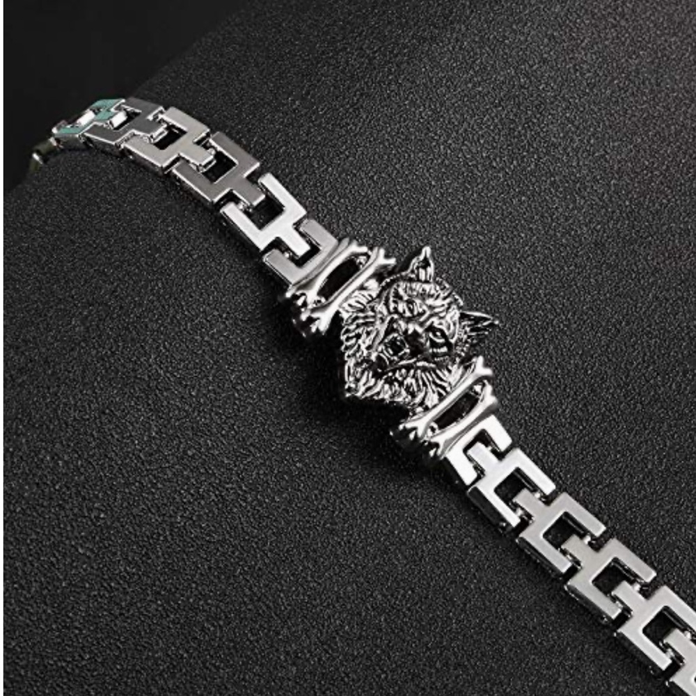 Silver Wolf Head Bracelet | Stainless Steel | Gothic Lovers